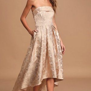 This One Night Cream Floral Jacquard Strapless High-Low Dress